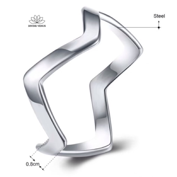 Wave Titanium Steel Finger Ring | Size 7 - Picture 1 of 1